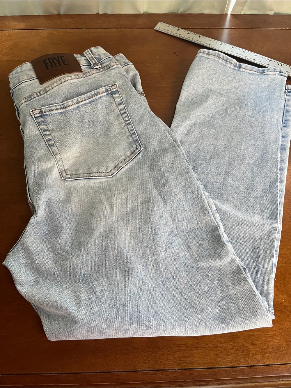 FRYE Light Blue Women’s Relaxed High Waist Jeans Size 12
